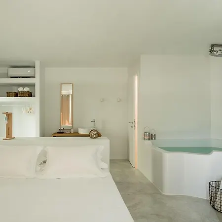 Althea Boutique Aparthotel 4*
